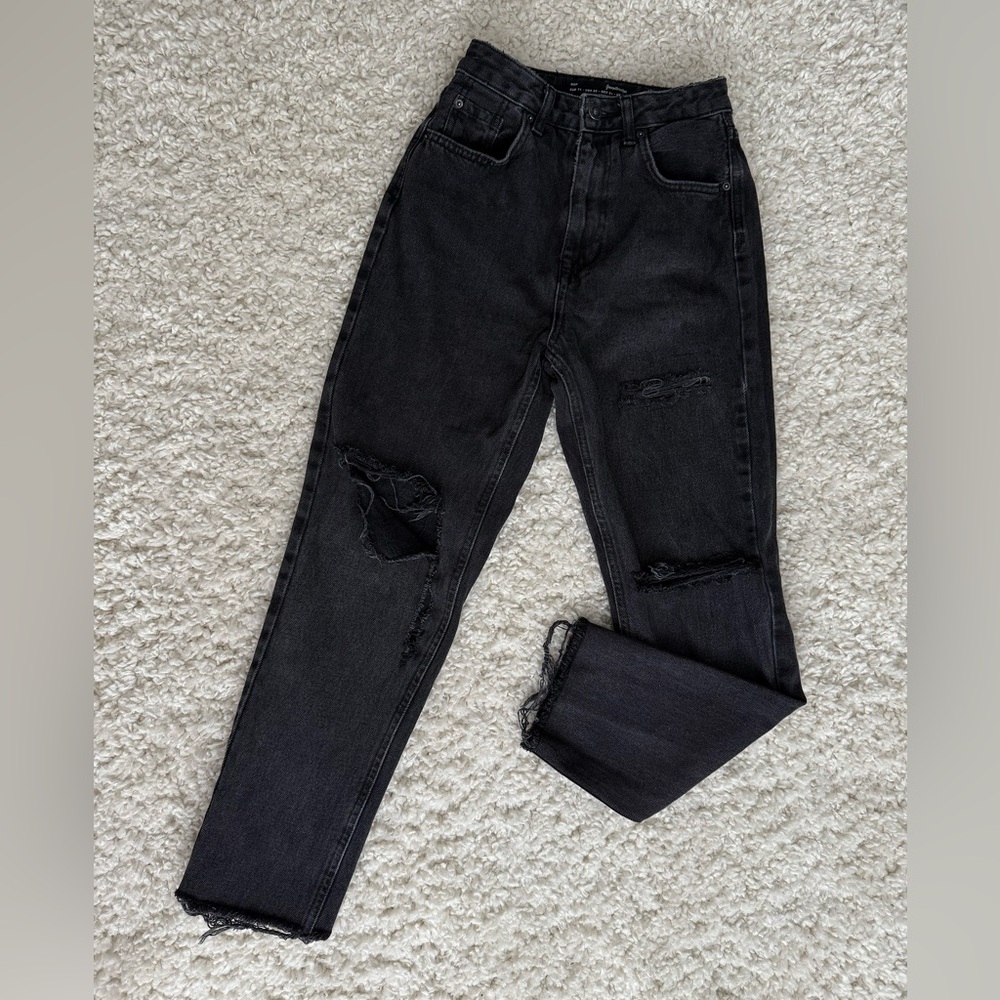 Black Distressed MOM Jeans Stradivarius
